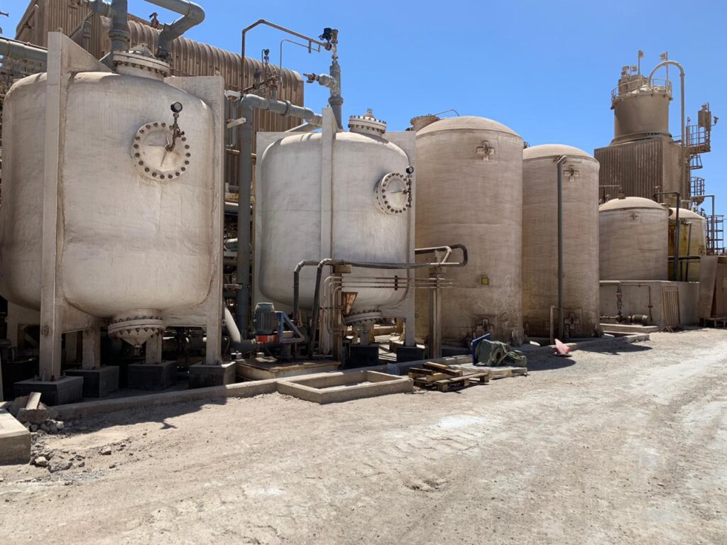 Refinación de salmueras de litio